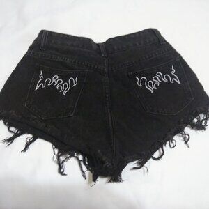 SHEIN EZwear Raw Hem Embroidery Denim Shorts